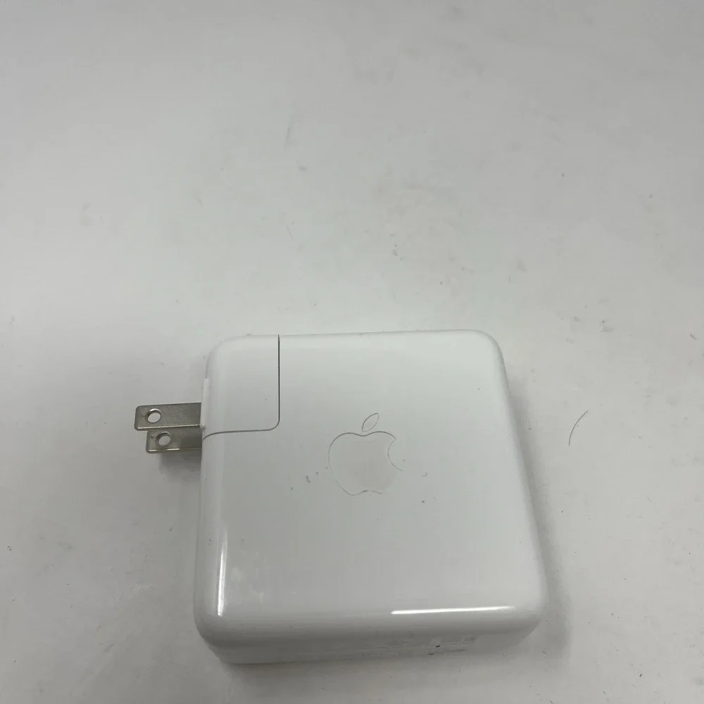Genuine APPLE 67W USB-C Power Adapter Supply Charger MKU63AM/A A2518 - White